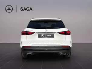 MERCEDES-BENZ GLA 250 4MATIC Swiss Star