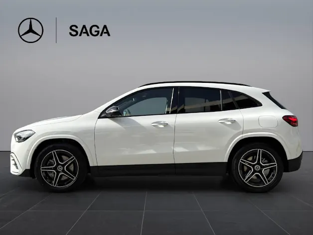 MERCEDES-BENZ GLA 250 4MATIC Swiss Star