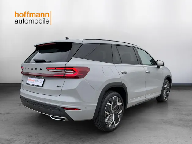 SKODA Kodiaq 2.0 TSI Sportline 4x4