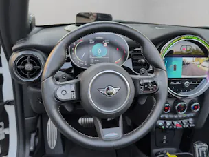 MINI Cooper John Cooper Works Cabriolet Steptronic