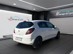 OPEL Corsa 1.4 TP Color Edition