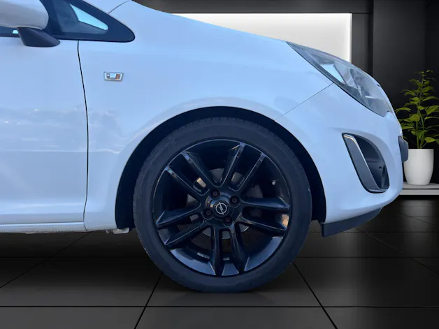 OPEL Corsa 1.4 TP Color Edition