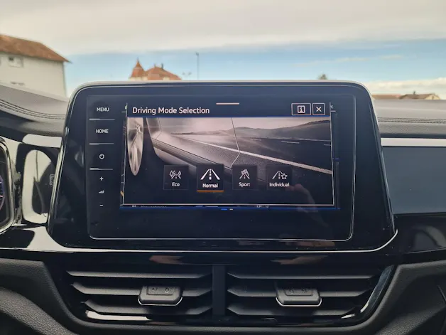 VW T-Roc 2.0 TSI R-Line DSG 4Motion