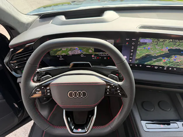 AUDI Q7 SUV TDI quattro 220 kW
