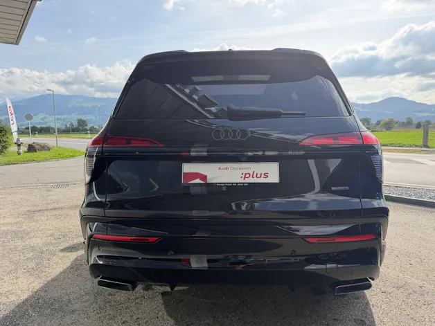 AUDI Q7 SUV TDI quattro 220 kW