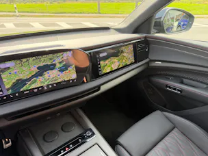 AUDI Q7 SUV TDI quattro 220 kW