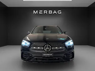 MERCEDES-BENZ GLA 200 Night Star