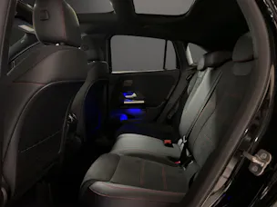 MERCEDES-BENZ GLA 200 Night Star