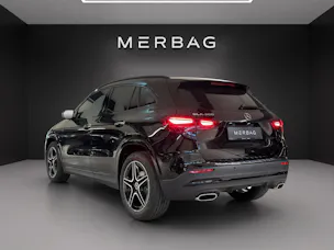 MERCEDES-BENZ GLA 200 Night Star