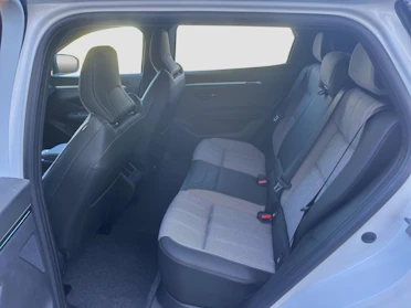 MITSUBISHI ECLIPSE CROSS 12