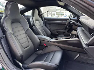 PORSCHE 911 Turbo S