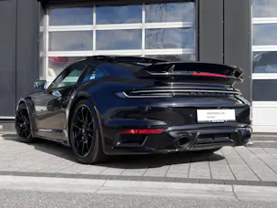 PORSCHE 911 Turbo S
