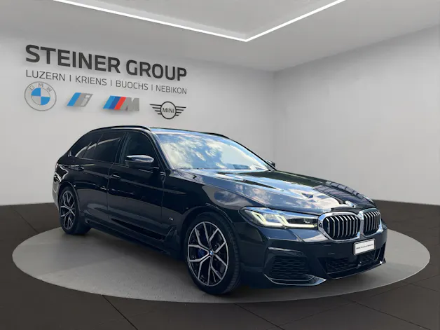 BMW 540i xDrive 48V Touring Pure M Sport Steptronic