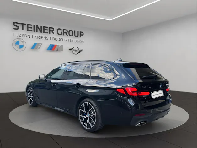 BMW 540i xDrive 48V Touring Pure M Sport Steptronic