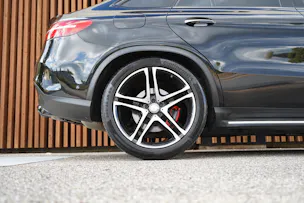 MERCEDES-BENZ GLE COUPÉ 43 AMG 4MATIC BLACK 9G-TRONIC l 367 PS