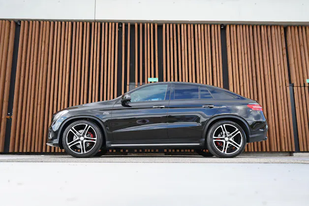 MERCEDES-BENZ GLE COUPÉ 43 AMG 4MATIC BLACK 9G-TRONIC l 367 PS