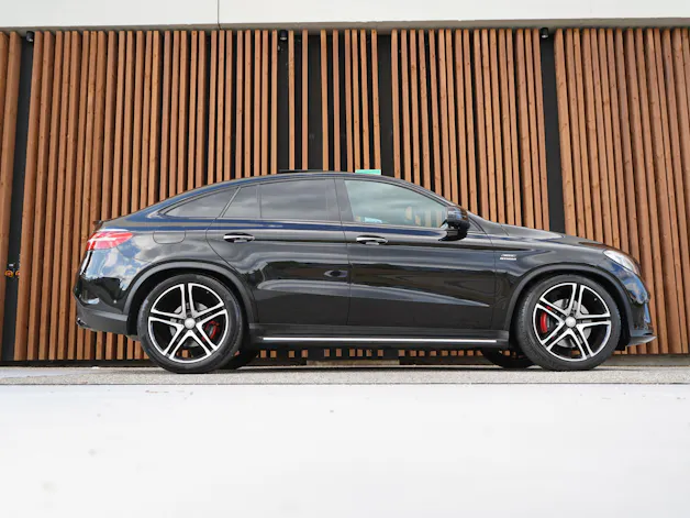 MERCEDES-BENZ GLE COUPÉ 43 AMG 4MATIC BLACK 9G-TRONIC l 367 PS