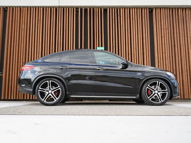 MERCEDES-BENZ GLE COUPÉ 43 AMG 4MATIC BLACK 9G-TRONIC l 367 PS