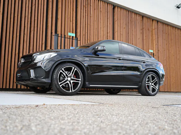 MERCEDES-BENZ GLE COUPÉ 43 AMG 4MATIC BLACK 9G-TRONIC l 367 PS