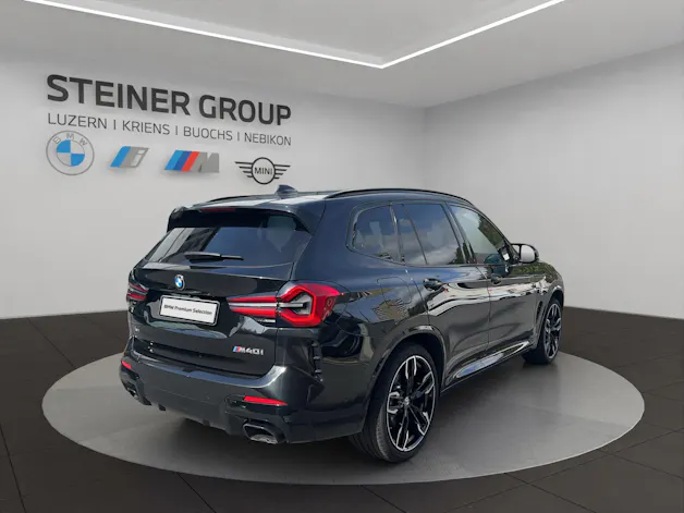 BMW X3 M40i Travel