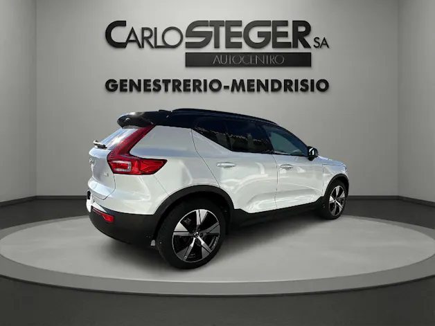 VOLVO XC40 P8 AWD Pure Electric R-Design