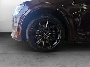 AUDI e-tron S quattro