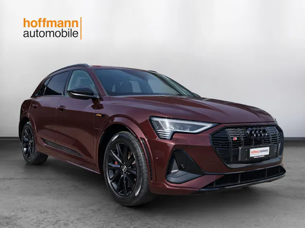AUDI e-tron S quattro