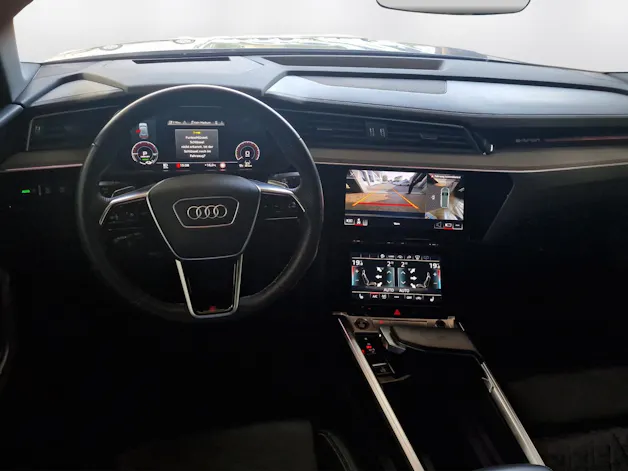 AUDI e-tron S quattro