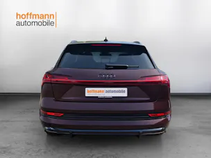 AUDI e-tron S quattro