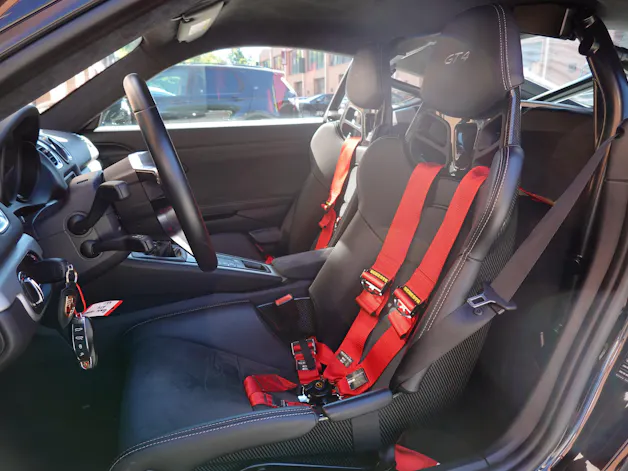 PORSCHE Cayman GT4 - "CH Auto * Porsche Approved 05.28 * Pack Clubsport * Pack Sport Chrono * Sièges 918 * Alcantara * Phares LED"