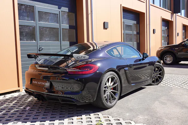 PORSCHE Cayman GT4 - "CH Auto * Porsche Approved 05.28 * Pack Clubsport * Pack Sport Chrono * Sièges 918 * Alcantara * Phares LED"