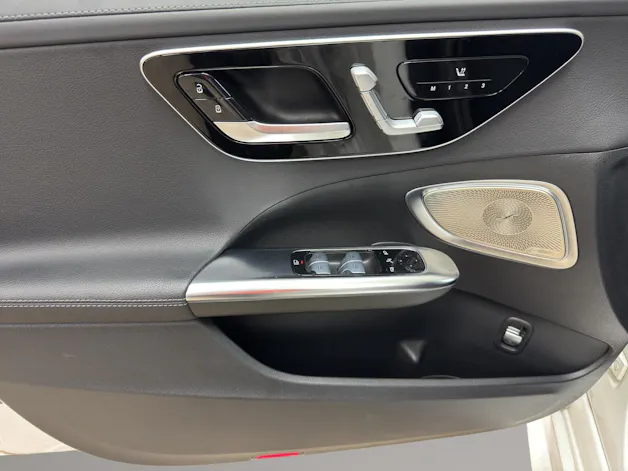 MERCEDES-BENZ C 220 d T 4M Swiss Star