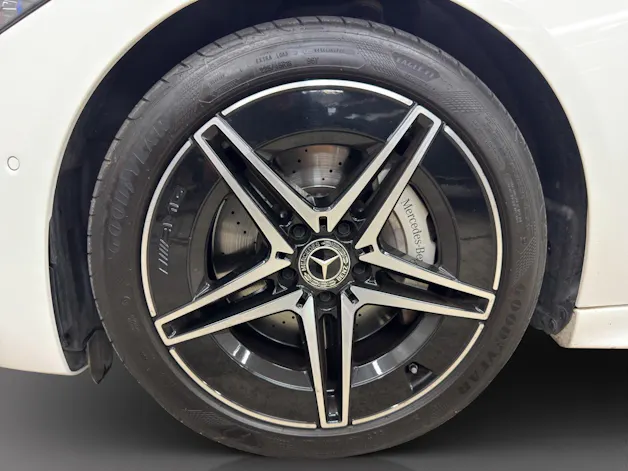 MERCEDES-BENZ C 220 d T 4M Swiss Star