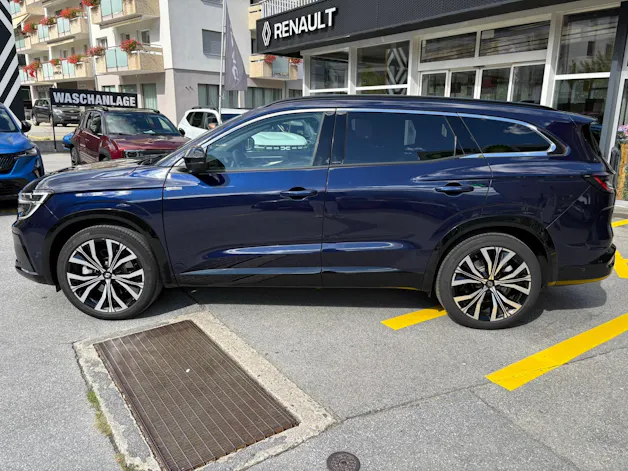 RENAULT Espace 1.2 E-Tech Iconic