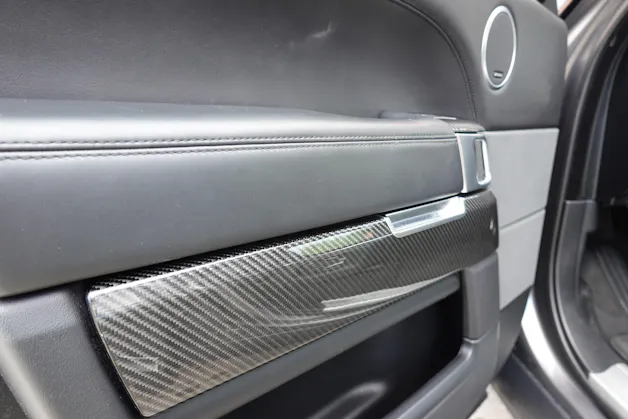 Land Rover Range Rover Sport 5.0 V8 SVR MANSORY "*CH Auto * Kit MANSORY - "Carbon * Toit Ouvrant * Son Meridian * Head-Up Display * Caméra"