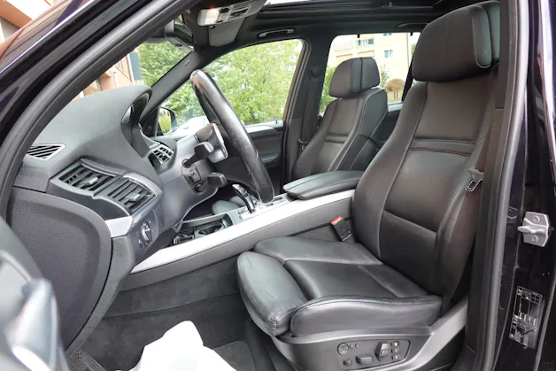 BMW X5 xDrive M50d "* CH Auto * Pack M * Caméra de Recul * Volant M * Sièges Sport Elect. Mém * Navigation Profess *"