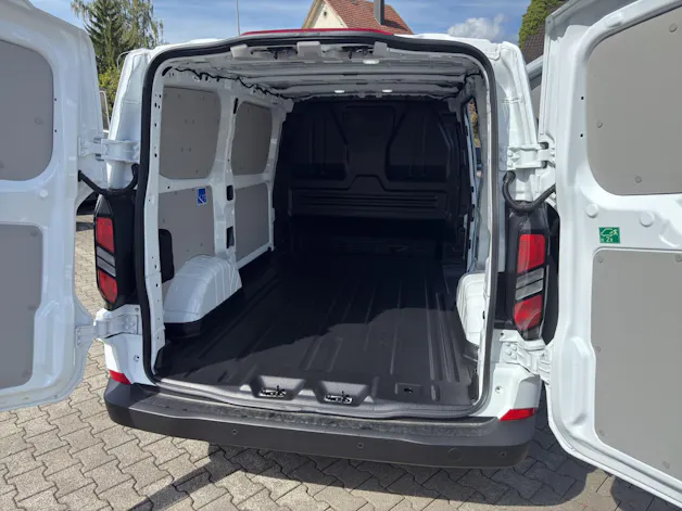 FORD Transit C Van 320 L1 2.5 Duratec 233 Trend PHEV