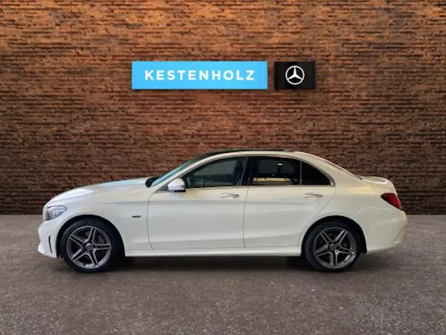 MERCEDES-BENZ C 300 e AMG Line 4Matic