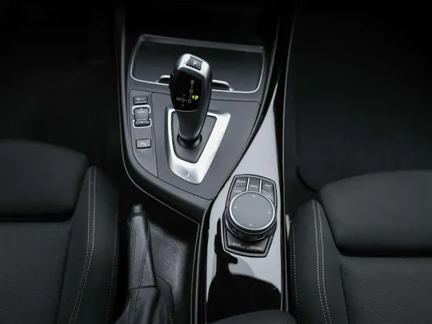 BMW 118i Steptronic *CH-Fahrzeug*Abstandsregler*Kamera*