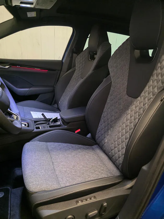 SKODA Octavia Combi 2.0 TSI DSG Dynamic 4x4