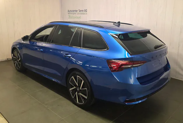 SKODA Octavia Combi 2.0 TSI DSG Dynamic 4x4