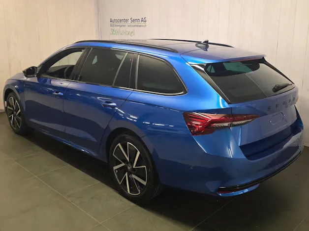 SKODA Octavia Combi 2.0 TSI DSG Dynamic 4x4