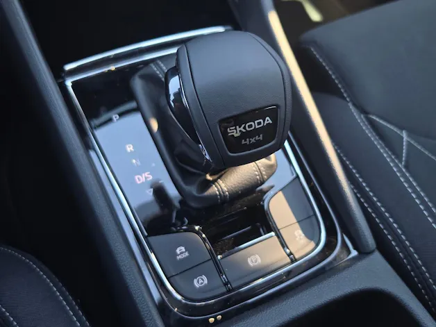 SKODA Karoq 2.0 TSI SportLine 4x4 DSG