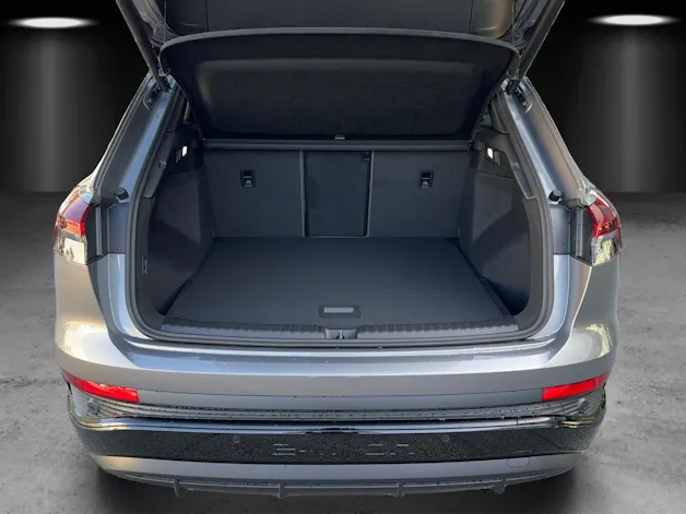 AUDI Q4 e-tron 50 quattro