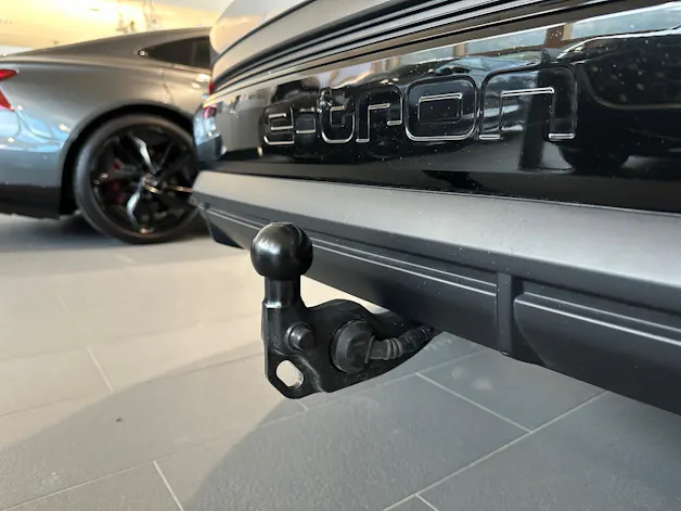 AUDI Q4 e-tron 50 quattro