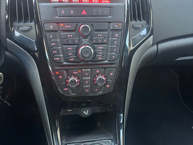 OPEL Astra 1.4i 16V Turbo Cosmo
