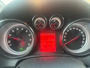 OPEL Astra 1.4i 16V Turbo Cosmo mit MFK