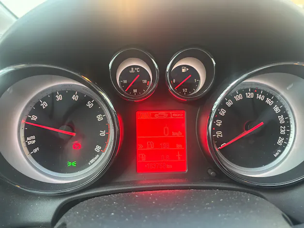 OPEL Astra 1.4i 16V Turbo Cosmo