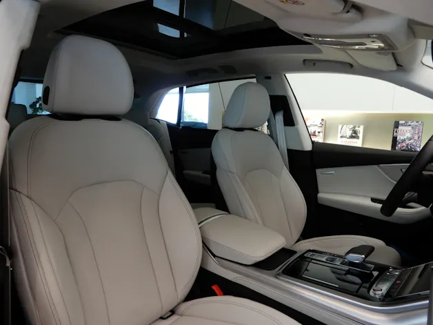 AUDI Q8 55 TFSI quattro tiptronic