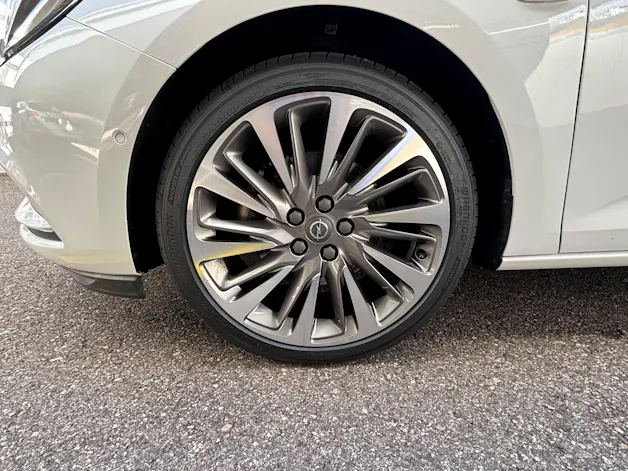 OPEL Astra 1.6i Turbo Excellence